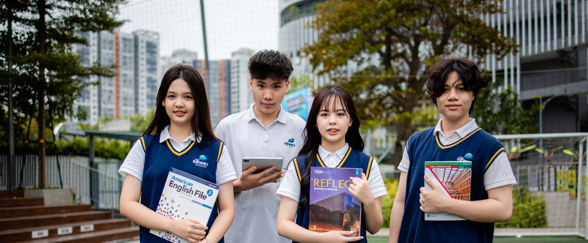 dong-phuc-truong-quoc-te-thumbnail