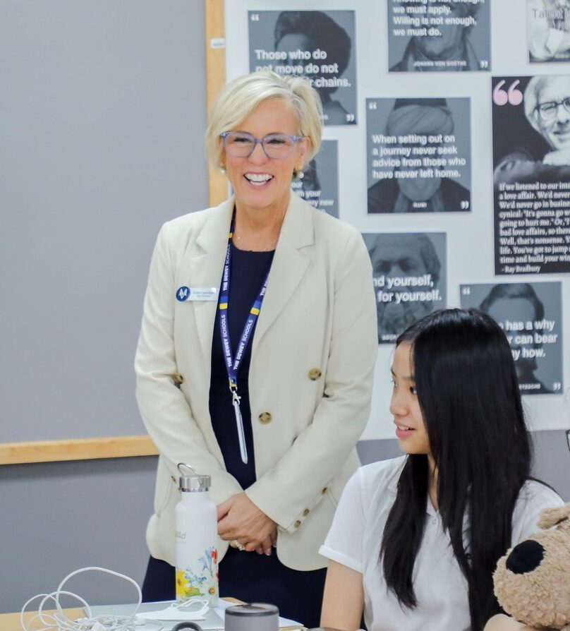 Bà Kristy Lundstrom