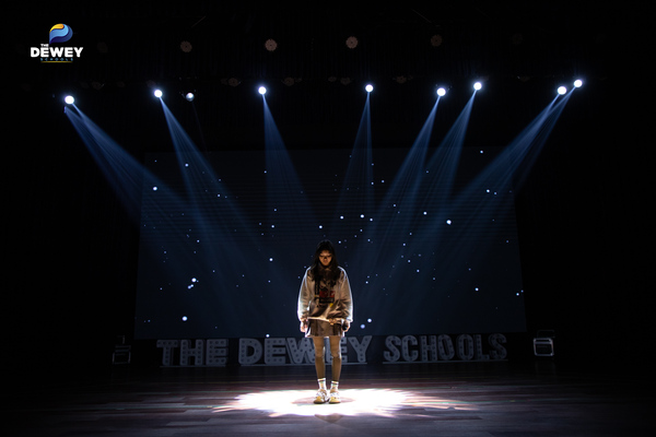 Chung-khảo-cơ-sở D-Show-25-01