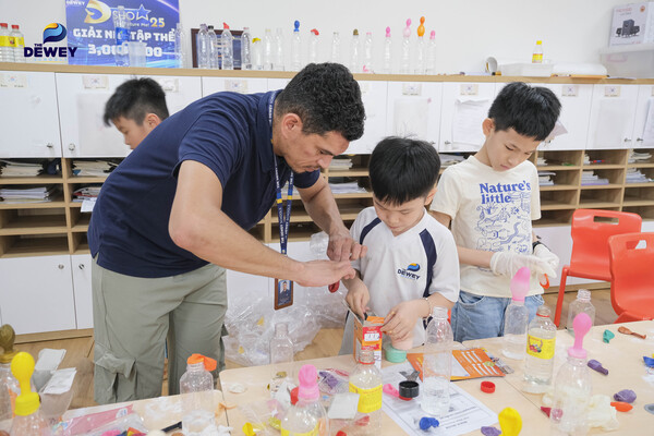 Dewey-Science-Fair-2025-07
