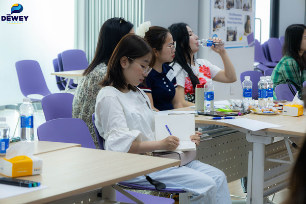 tọa-đàm-Kỷ-luật-không-nước-mắt-06