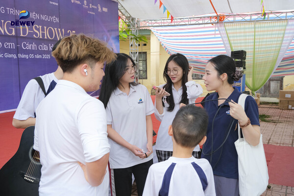 Đi-cùng-D-Show-25-04