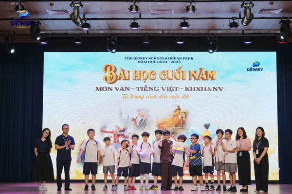 Sự-kiện-Từ-trang-sách-đến-cuộc-đời-22
