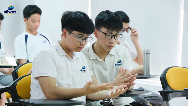 Tư-vấn-Hướng-nghiệp-Đại-học-03