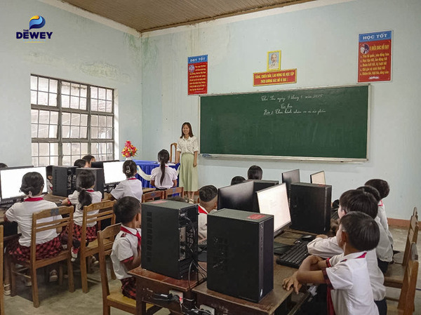 tình-nguyện-09