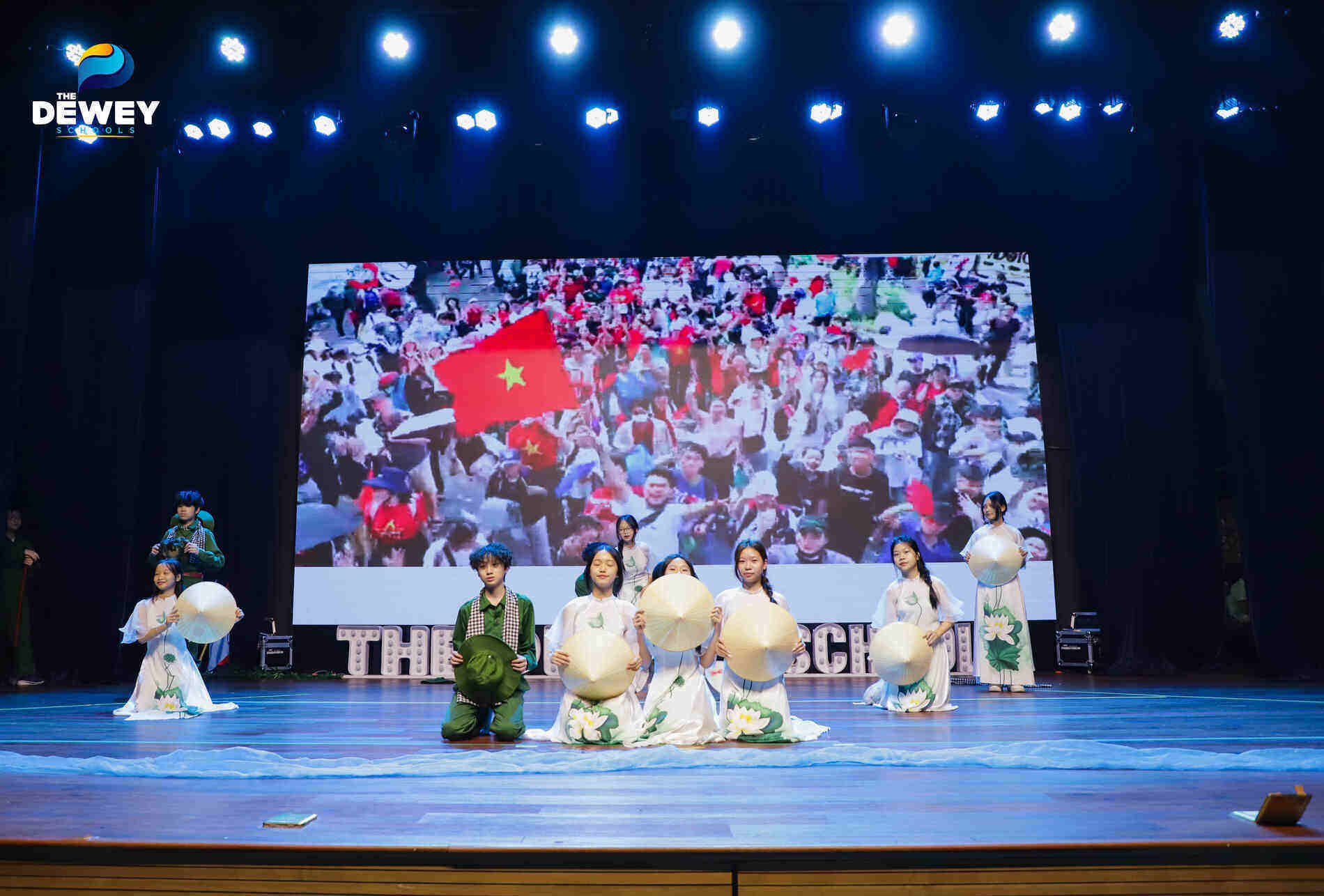 bài-học-cuối-năm-tht-cover
