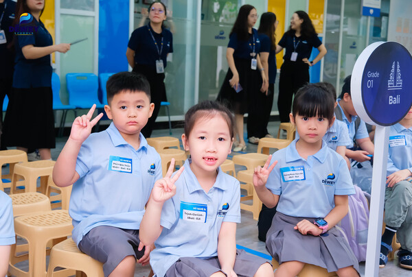 dewey-cau-giay-hoc-sinh-mới-01