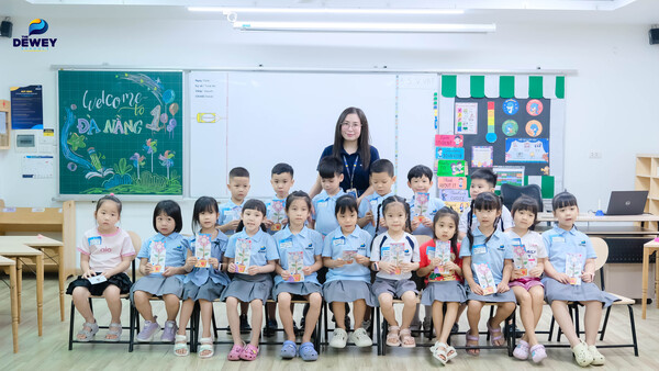 dewey-cau-giay-hoc-sinh-mới-07