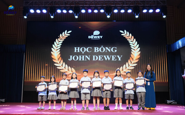 back-to-school-dewey-cau-giay-13