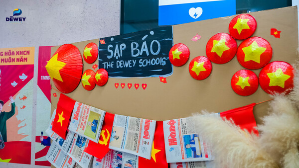 tet-doc-lap-dewey-cau-giay-3