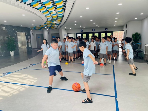 qua-trinh-tang-truong-cua-tre-tieu-hoc