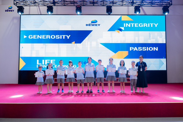 hp-chào-cờ-tháng-9-03