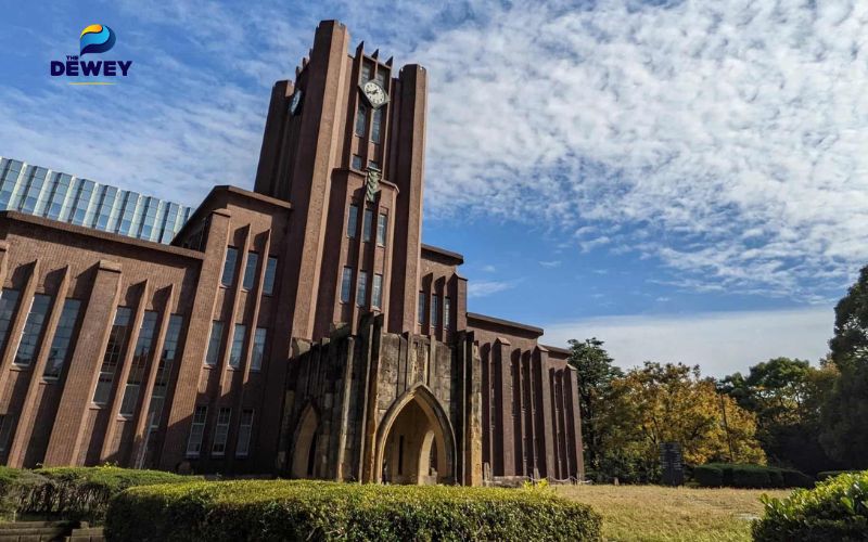 Đại học Tokyo là trường đại học công lập hàng đầu Nhật Bản