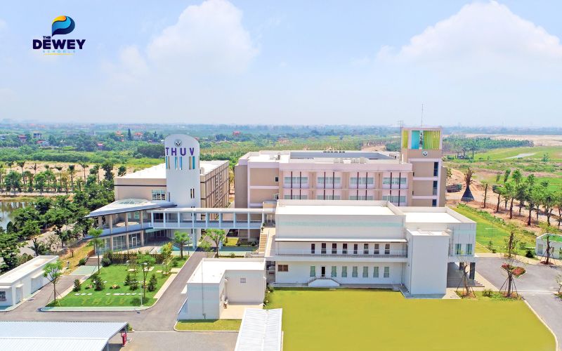 Các thí sinh cũng có thể xét tuyển vào trường bằng phương thức xét học bạ