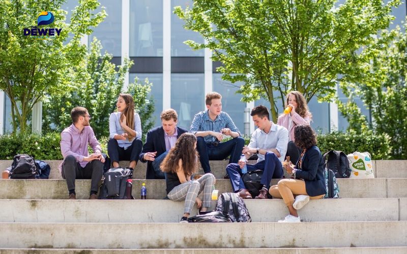 Chương trình đào tạo tại Đại học Erasmus Rotterdam