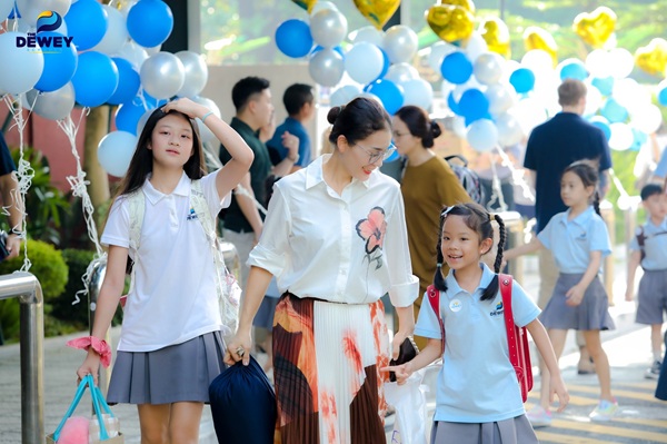 giup-tre-tu-tin-khi-di-hoc-lop-1-03