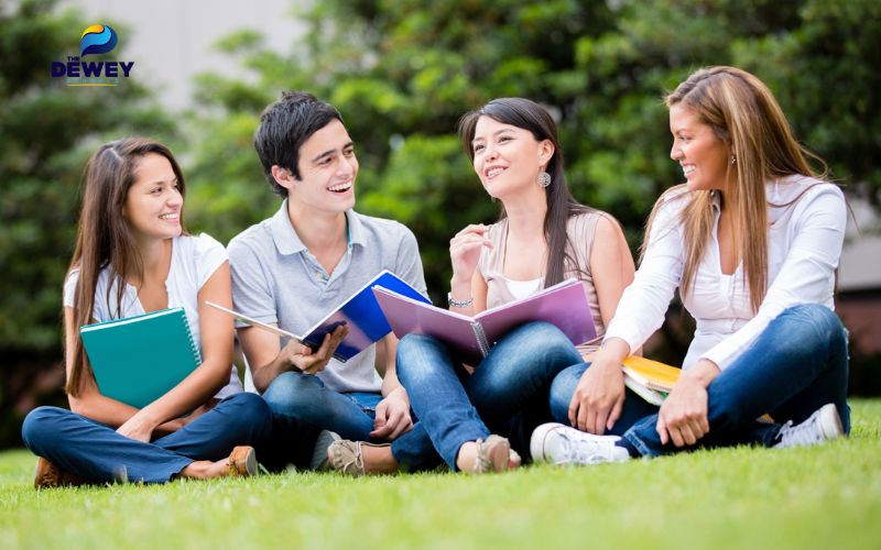 Bạn có thể làm gì với một tấm bằng A Level?