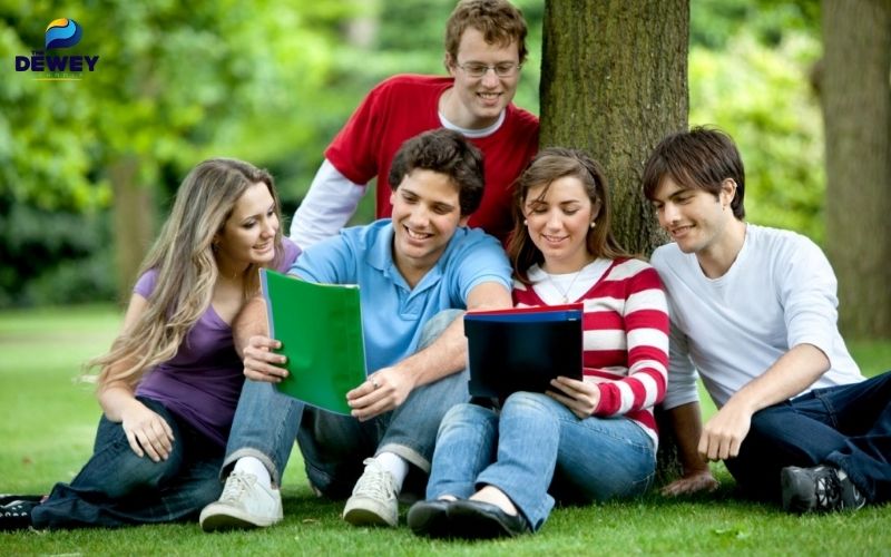 Tham gia các hoạt động ngoại khóa sẽ là lợi thế