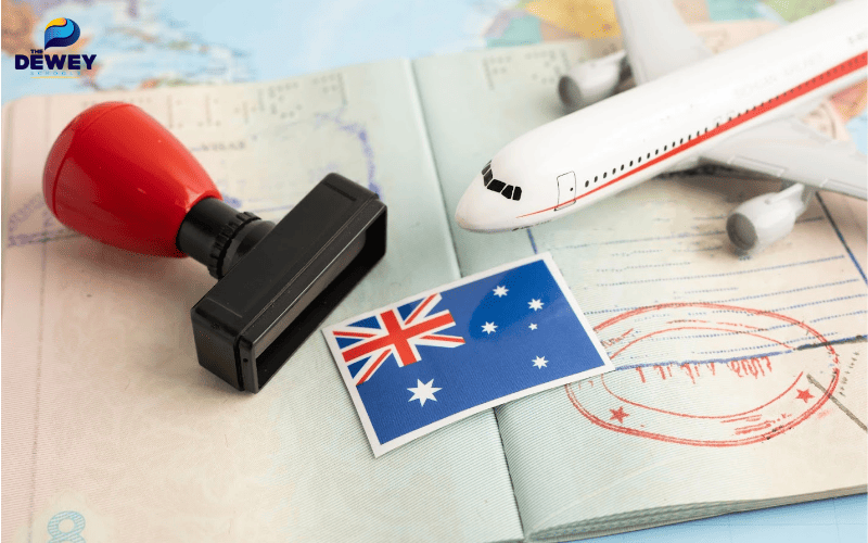 Học bổng Chính phủ Úc hỗ trợ vé máy bay, bảo hiểm và nhiều khoản chi phí cần thiết khác