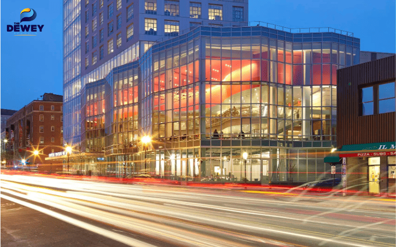 Berklee College of Music - học viện hàng đầu cho sinh viên đam mê âm nhạc hiện đại