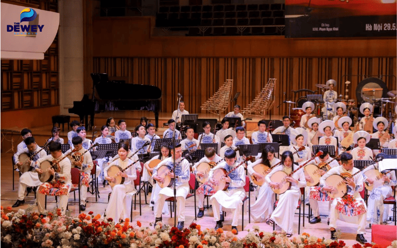 Sinh viên quốc tế theo học tại một học viện âm nhạc châu Á hiện đại