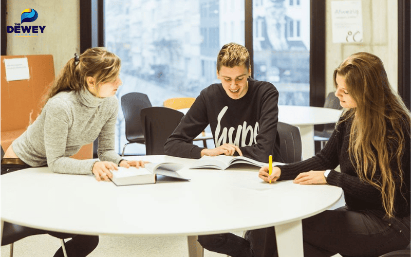 Sinh viên quốc tế tại Bỉ tham gia lớp học VLIR-UOS, trải nghiệm môi trường học tập chất lượng và kết nối quốc tế