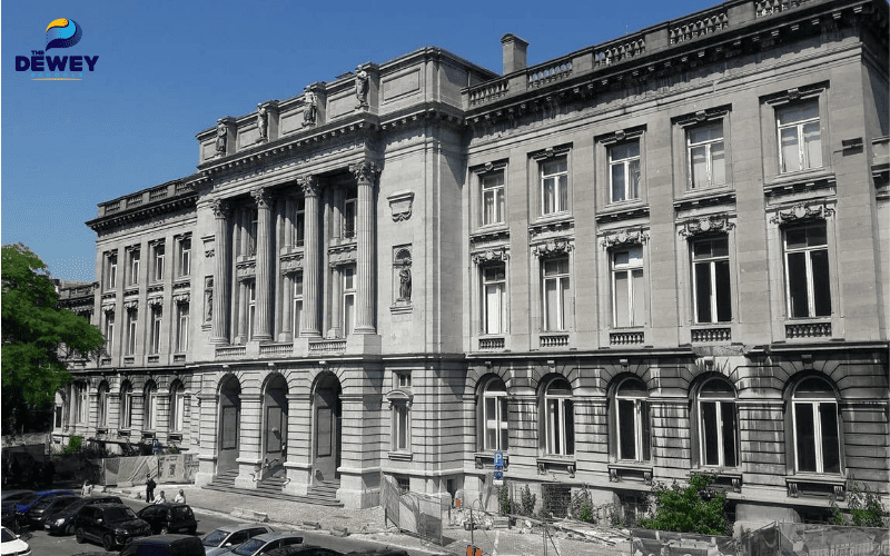 Toàn cảnh Đại học Liège với kiến trúc cổ điển kết hợp hiện đại, tạo môi trường học tập thân thiện cho sinh viên quốc tế