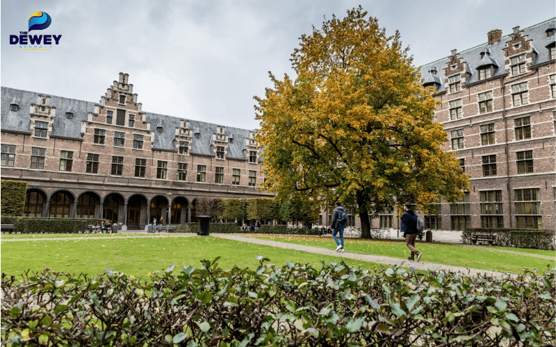 Đại học Antwerp với cơ sở vật chất tiên tiến, mang đến môi trường học tập năng động cho sinh viên quốc tế