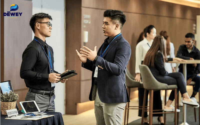 Workshop và thực tập tại công ty sự kiện giúp xây dựng kinh nghiệm và kết nối chuyên nghiệp