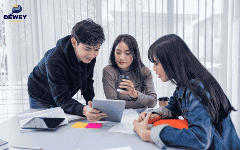 Cơ hội nghề nghiệp đa dạng cho sinh viên ngành Truyền thông sau khi tốt nghiệp tại nước ngoài