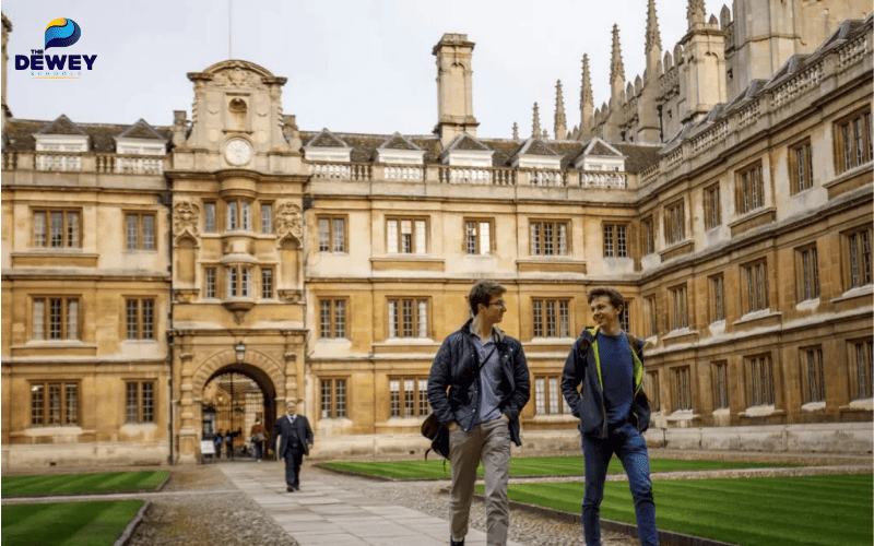 University of Cambridge là môi trường học tập và nghiên cứu Y khoa hàng đầu với bề dày lịch sử hơn 800 năm