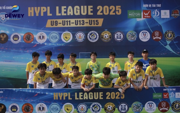 đội-tuyển-Bóng-đá-U13-Dewey-02