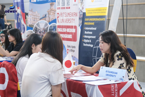 uni-fair-2025-ocp-03