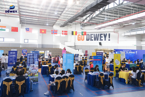 uni-fair-2025-ocp-04