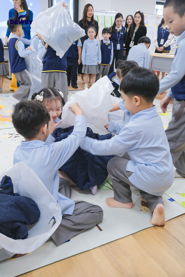 triển-lãm-“Em-Đã-Lớn”-10