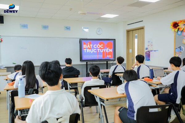 chien-dich-khong-mot-minh-08