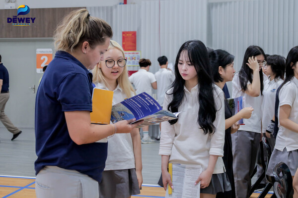 University-Fair-2025-cau-giay-07