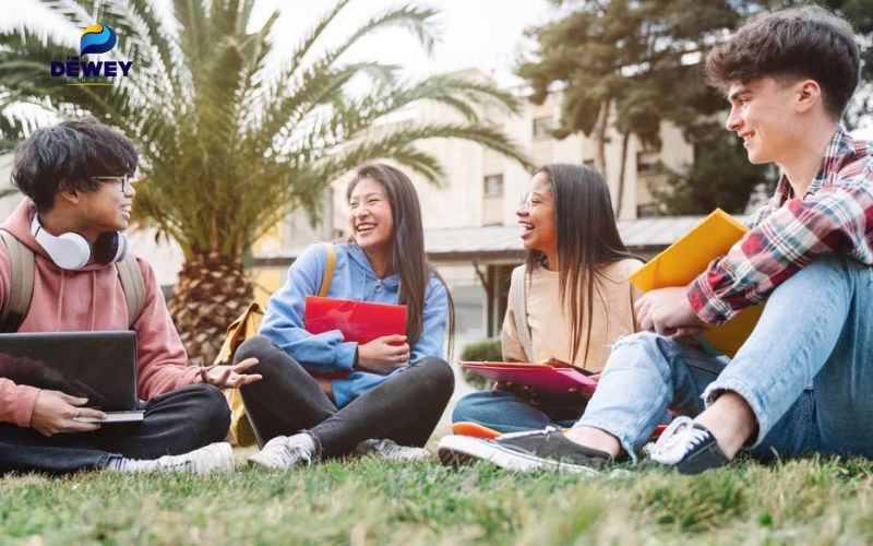 Học bổng toàn phần chi trả toàn bộ học phí