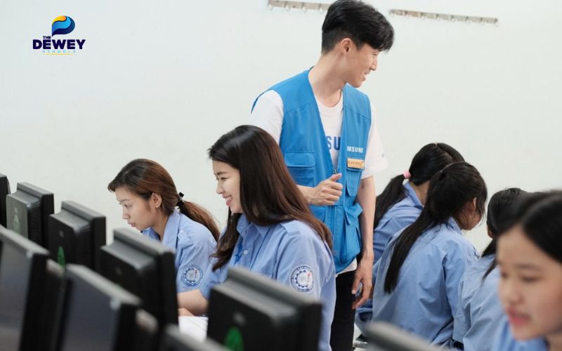 Học bổng theo ngành học