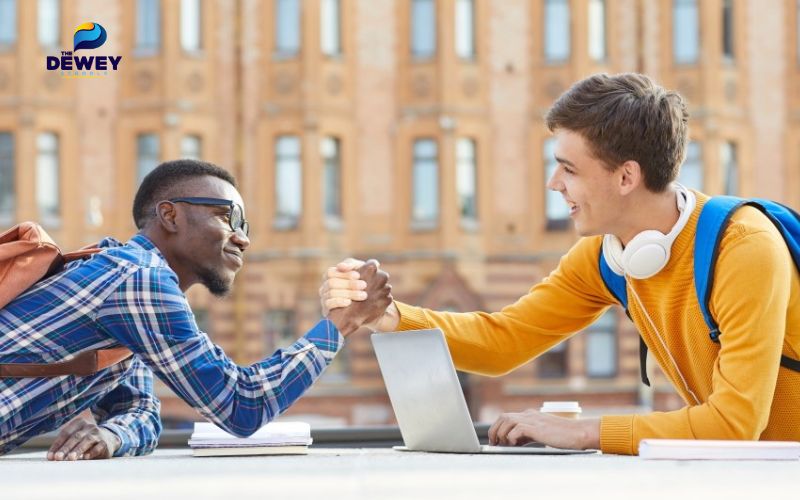 Học bổng du học THPT Mỹ thường được chia làm 2 nhóm chính