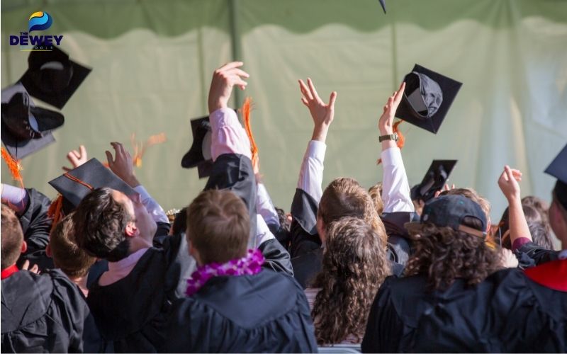 Sinh viên tốt nghiệp từ chương trình học bổng Emile Boutmy