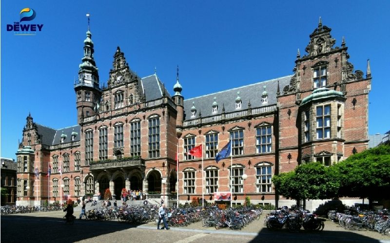 Hà Lan có nhiều trường đại học với nhiều suất học bổng