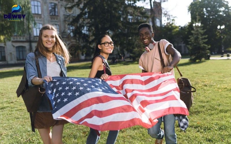 Hiệp hội Y khoa Mỹ trao học bổng trị giá 10.000 USD