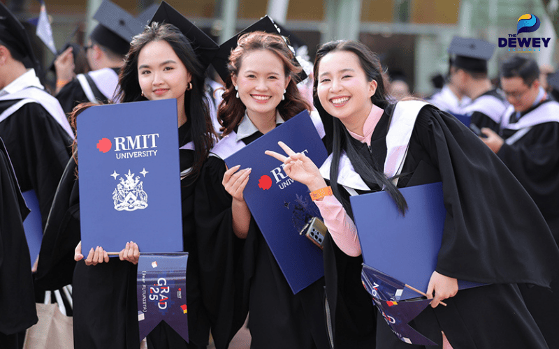 Học bổng RMIT khuyến khích sinh viên tham gia các dự án thực tế, phát triển kỹ năng mềm và chuyên môn
