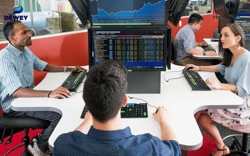 Phòng Tài chính Sinh viên - nơi hỗ trợ và tư vấn các gói tài chính cho sinh viên