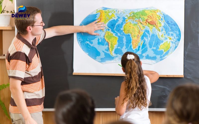 Những bạn học khối C có cơ hội làm các ngành thuộc hướng giáo dục, nghiên cứu