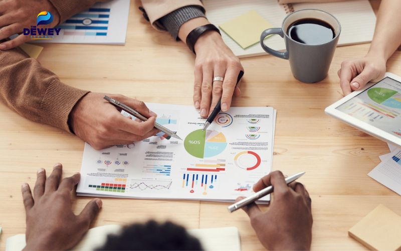 Khối A01 xét tuyển ngành Kinh doanh thương mại