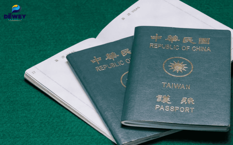 Sinh viên quốc tế tại Văn phòng Kinh tế và Văn hóa Đài Bắc hoàn tất thủ tục xin visa du học