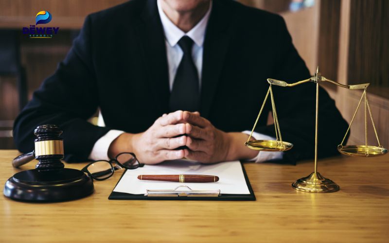 Một vài lưu ý khi chọn tổ hợp xét tuyển ngành luật kinh tế