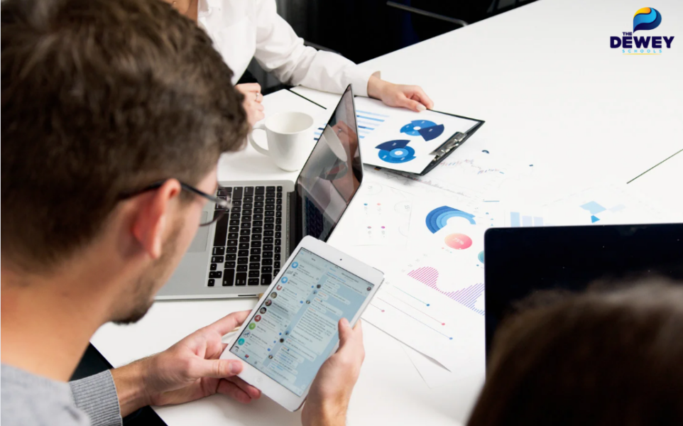 Ngành truyền thông marketing mở ra cơ hội việc làm rộng mở cho sinh viên 